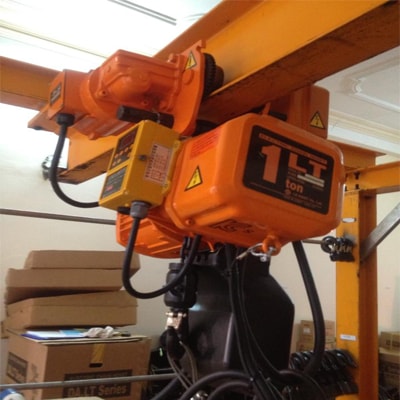 Thợ bảo dưỡng và sửa chữa pa lăng điện tại TPHCM-02