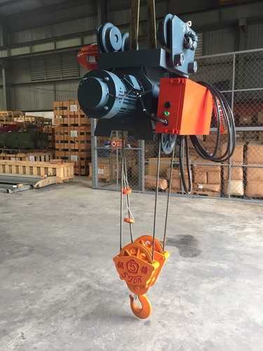 Thi công lắp đặt palang điện tại nhà ở TPHCM-01